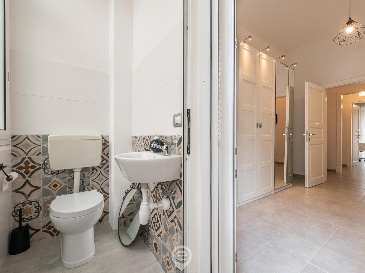 White Gold Apartment Cagliari Kültér fotó
